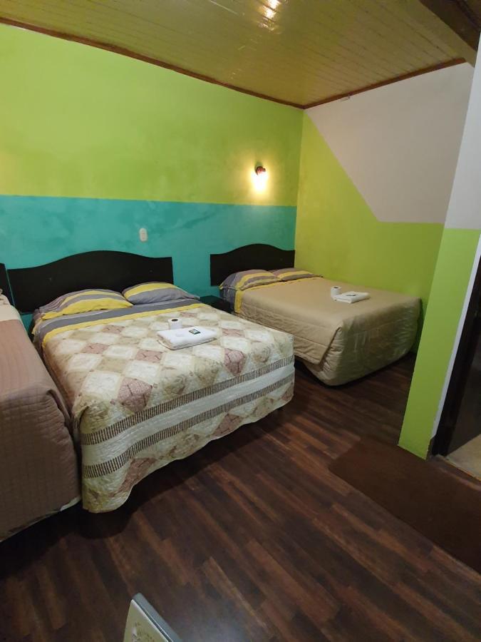 קצאלטננגו Hotel Kasa Kamelot Central מראה חיצוני תמונה
