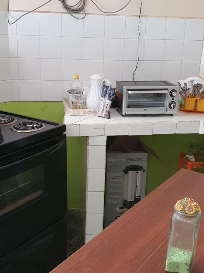 קצאלטננגו Hotel Kasa Kamelot Central מראה חיצוני תמונה