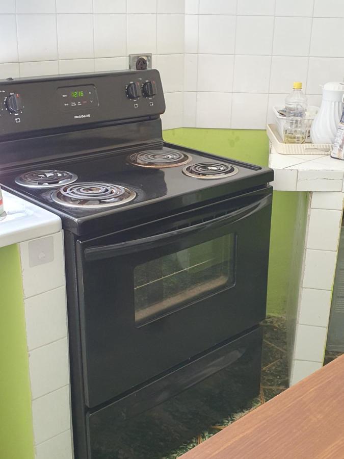קצאלטננגו Hotel Kasa Kamelot Central מראה חיצוני תמונה
