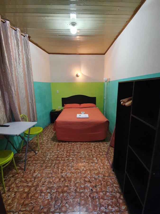 קצאלטננגו Hotel Kasa Kamelot Central מראה חיצוני תמונה